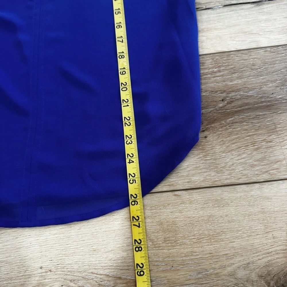 Candie's royal blue long sleeved blouse, back lace detailing, button sleeves, M. - Picture 8 of 13